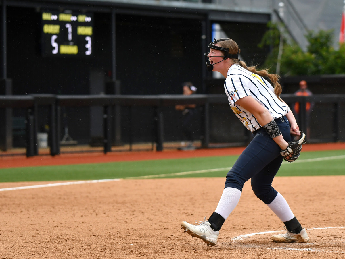 v Lakeview Grant Union 2A:1A softball final Taylor Balkom 44